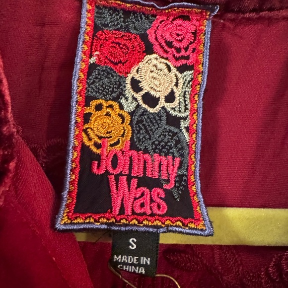 Johnny Was Burgundy Velvet Embroidered Peacock Button Down Blouse S NWT Boho - Picture 4 of 11